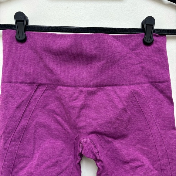 Lululemon In The Flow Crop II Leggings - Picture 11 of 13